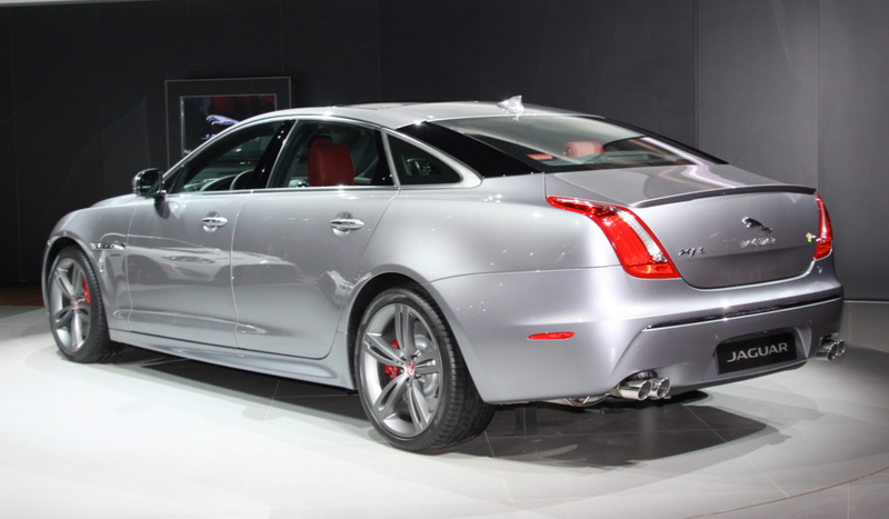 Illustration for article titled The Jaguar XJR Will Squire You Like A High Powered Gentleman